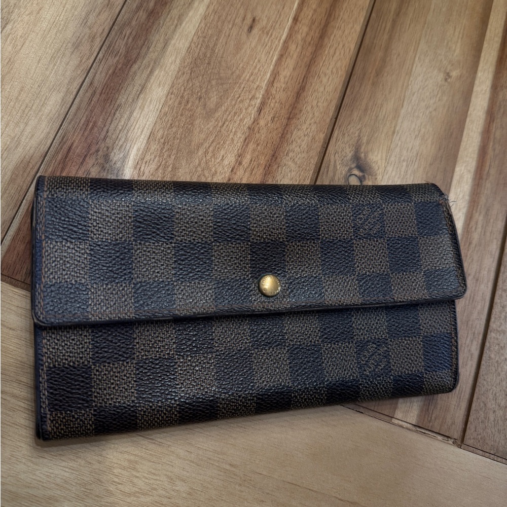 Louis Vuitton Damier Ebene Wallet